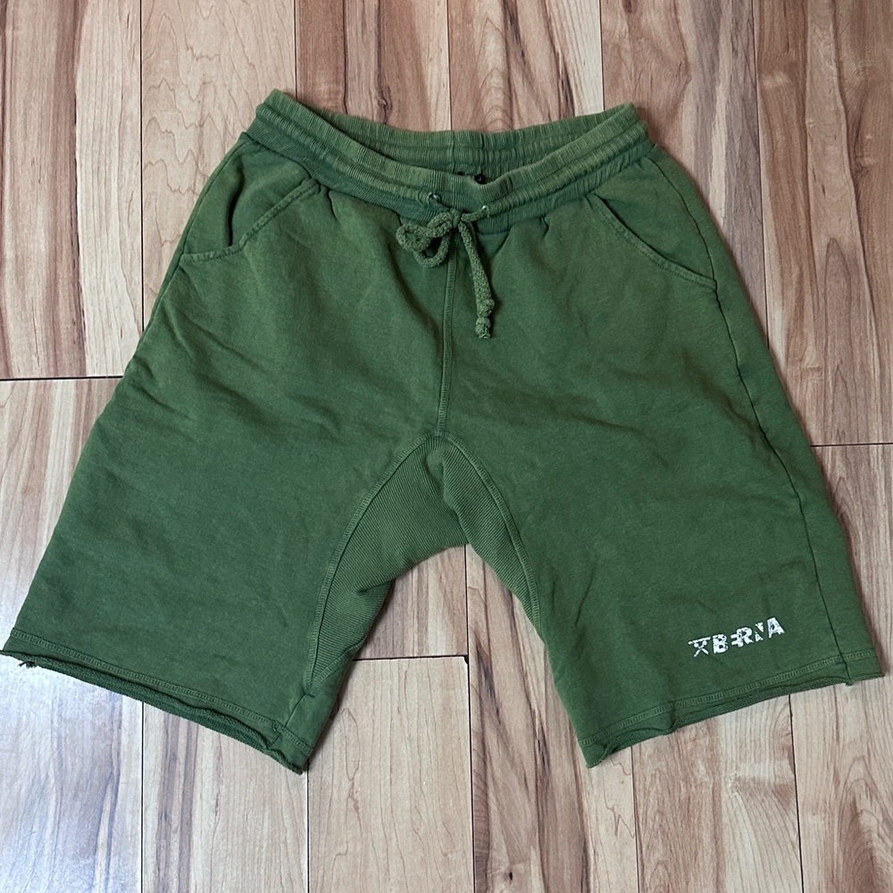 Berna Italy Men’s Green Sweat Shorts L